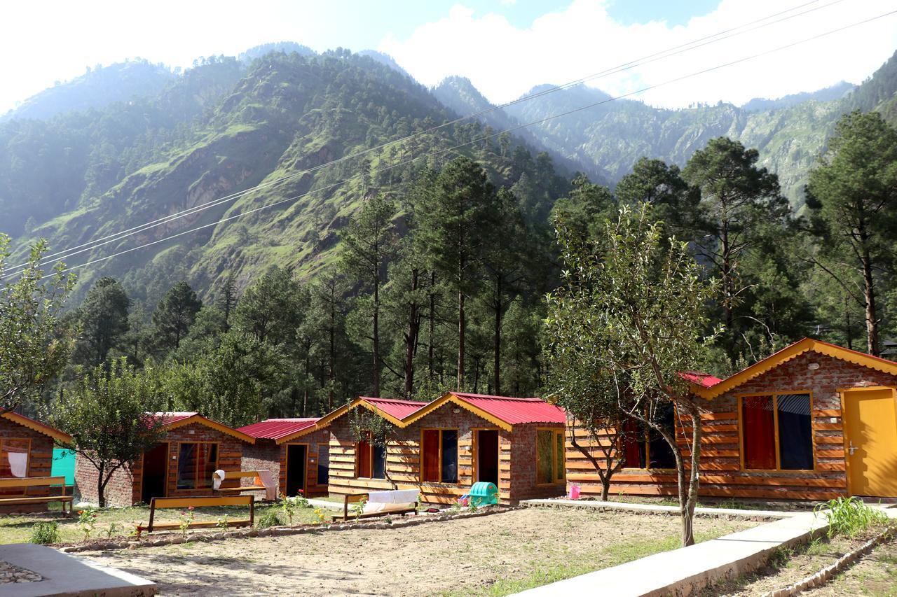 Brick And Wood Cottages Kullu Luaran gambar